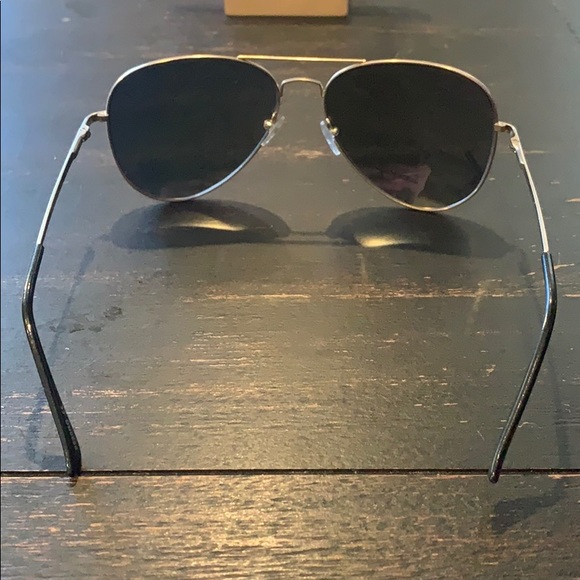 Gold frame aviator sunglasses - Picture 4 of 4